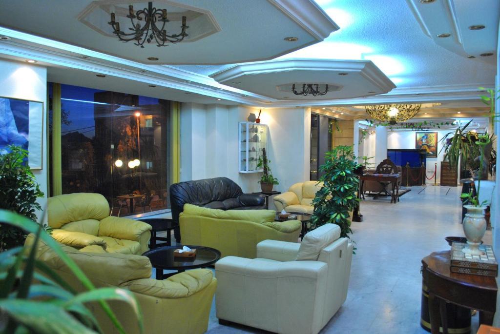 Candles Hotel Вади Муса Экстерьер фото