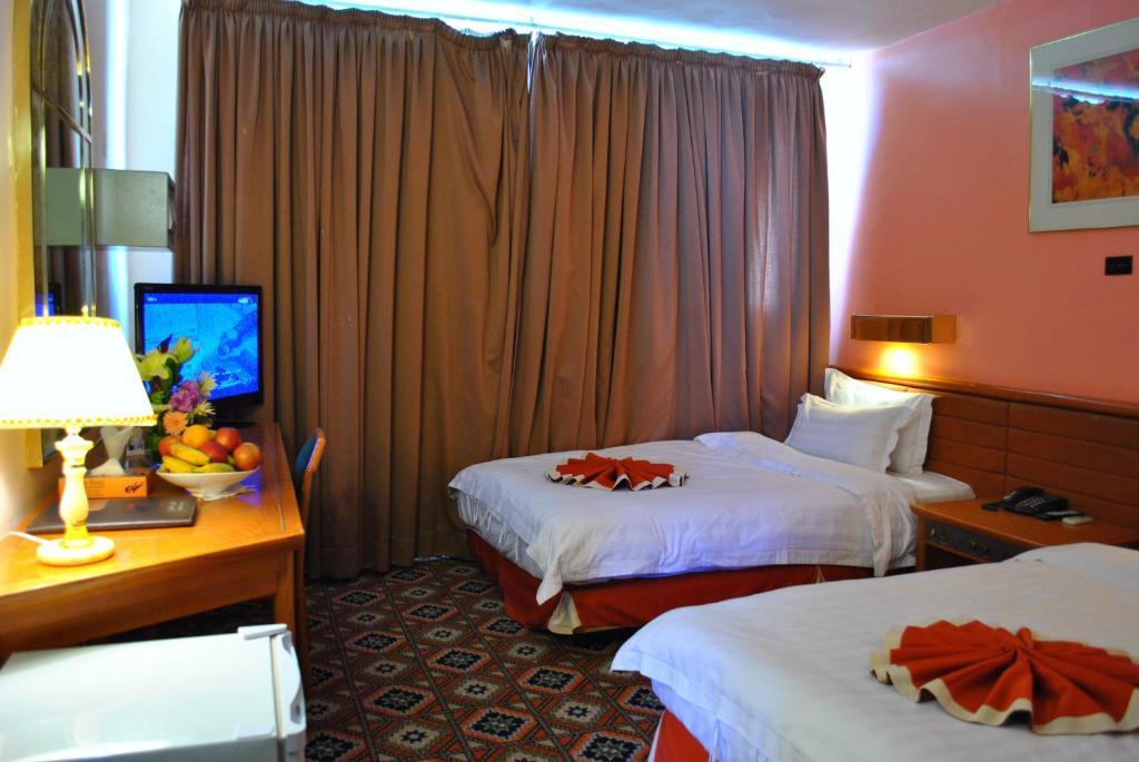 Candles Hotel Вади Муса Номер фото